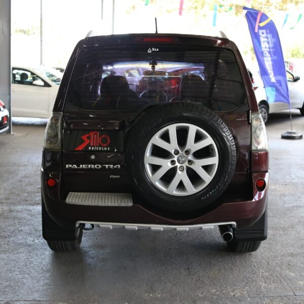 Mitsubishi Pajero TR4 4x2 Aut. 2012 - Image 7