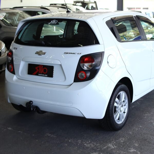 Chevrolet Sonic Hatch LT 1.6 2014 - Image 6