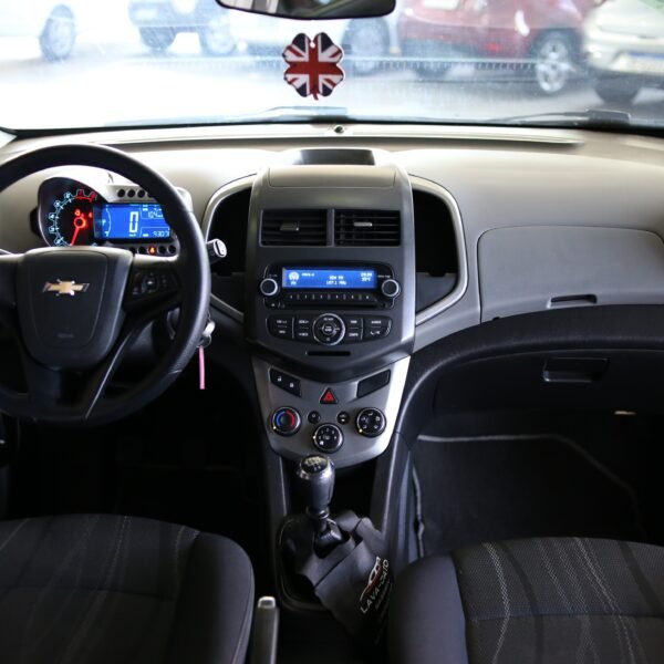 Chevrolet Sonic Hatch LT 1.6 2014 - Image 13