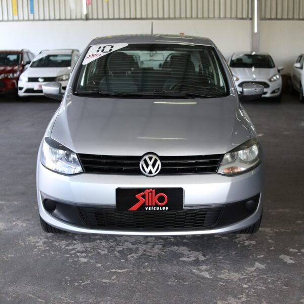 Volkswagen Fox Trend 1.0 2010 - Image 2