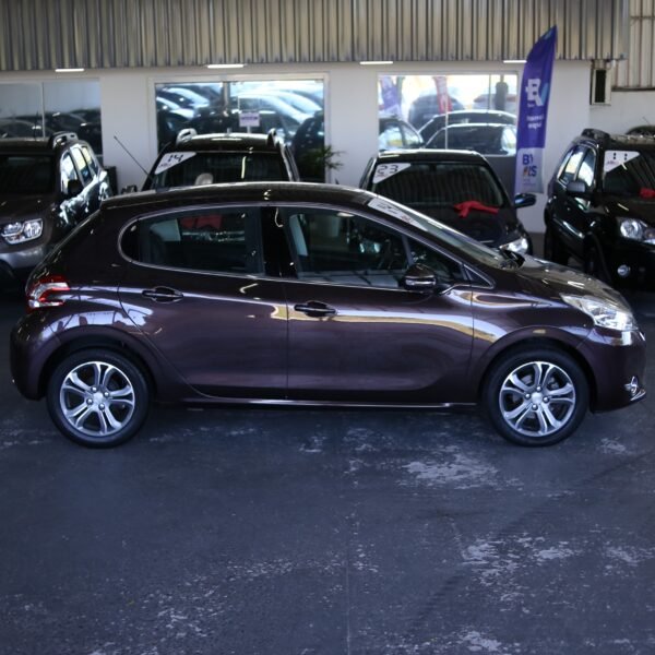 Peugeot 208 Griffe 1.6 At. 2014 - Image 5