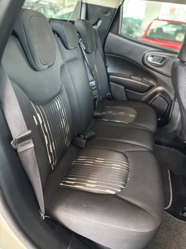 Fiat Toro Freedom 1.8 16V Flex Aut. 2017 - Imagem 12