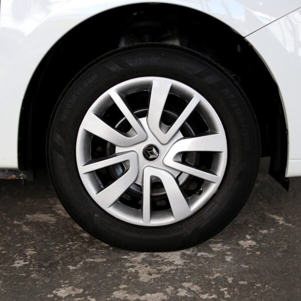 Renault Logan Zen Flex 1.6 16V Mec. 2021 - Imagem 8
