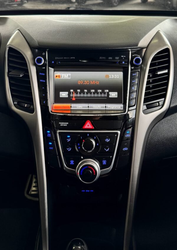 Hyundai i30 1.8 2013 - Image 16
