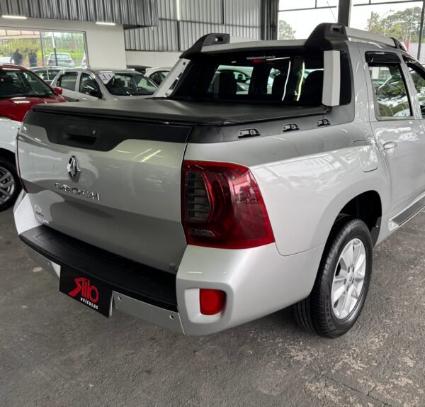 Renault Oroch 2.0 2020 - Image 6