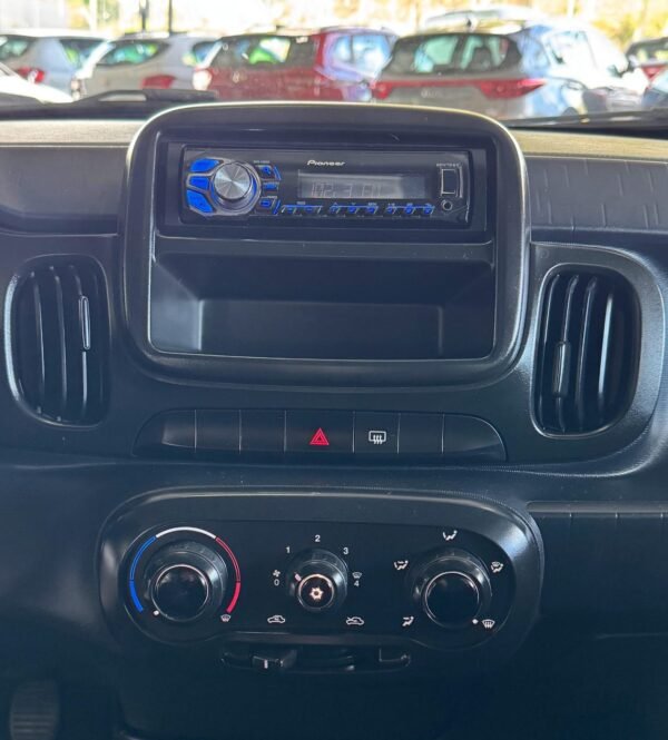 Fiat Mobi Like 1.0 2021 - Imagem 16