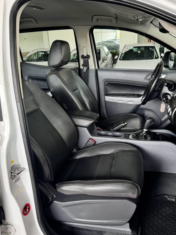 Ford Ranger Limited 3.2 4x4 CD Diesel Aut. 2016 - Imagem 11