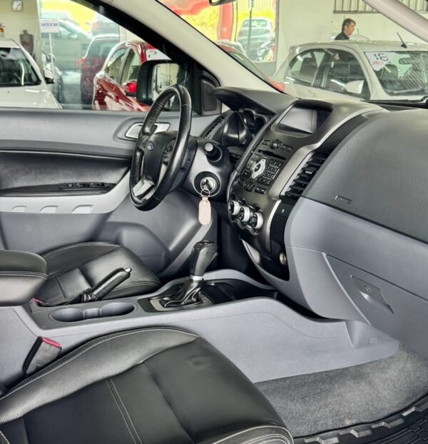 Ford Ranger Limited 3.2 4x4 CD Diesel Aut. 2016 - Imagem 10