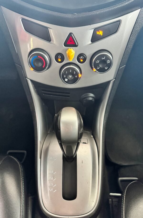 Chevrolet Tracker LTZ 1.8 16V Ecotec Aut. 2015 - Imagem 17