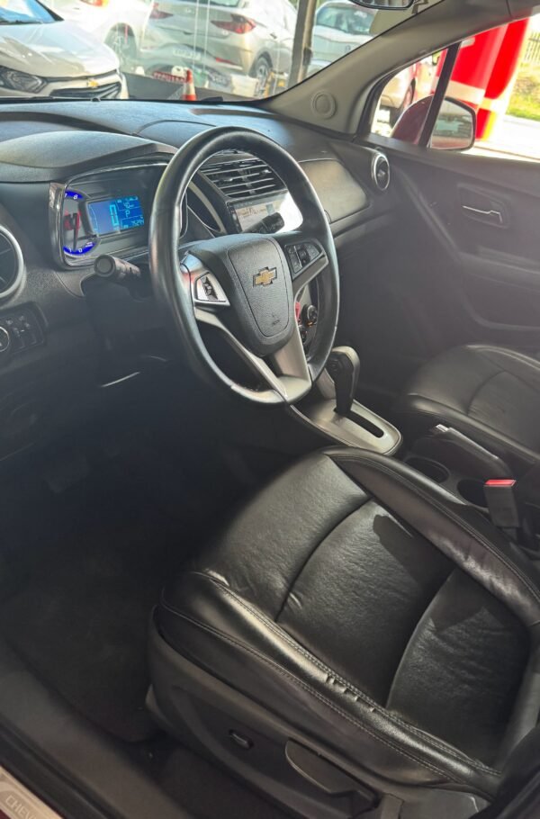 Chevrolet Tracker LTZ 1.8 16V Ecotec Aut. 2015 - Imagem 9