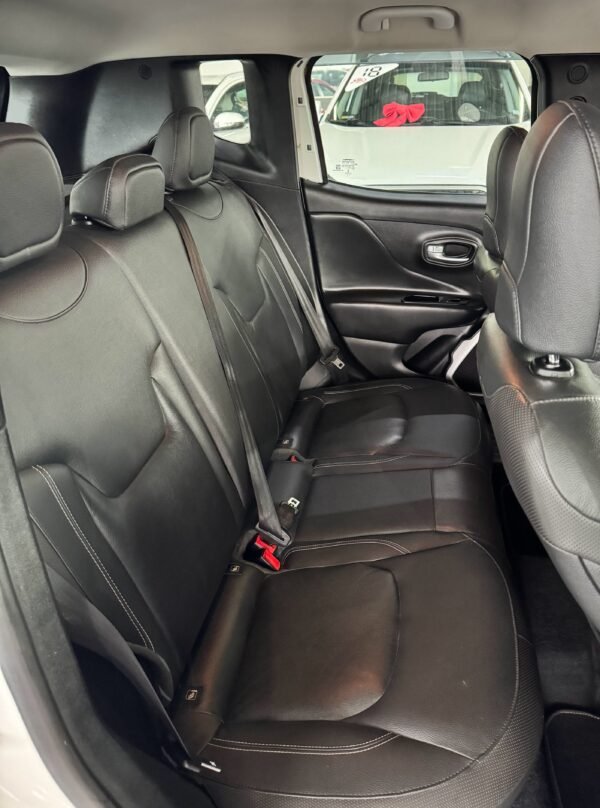 Jeep Renegade Longitude 1.8 4x2 2019 - Imagem 12