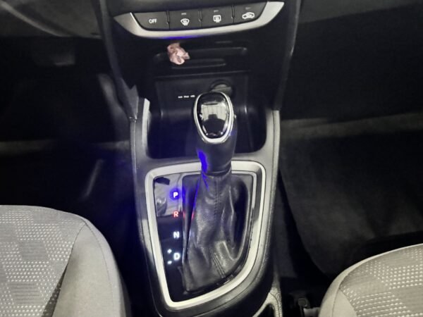 Hyundai HB20S Premium 1.6 Aut. 2019 - Imagem 17