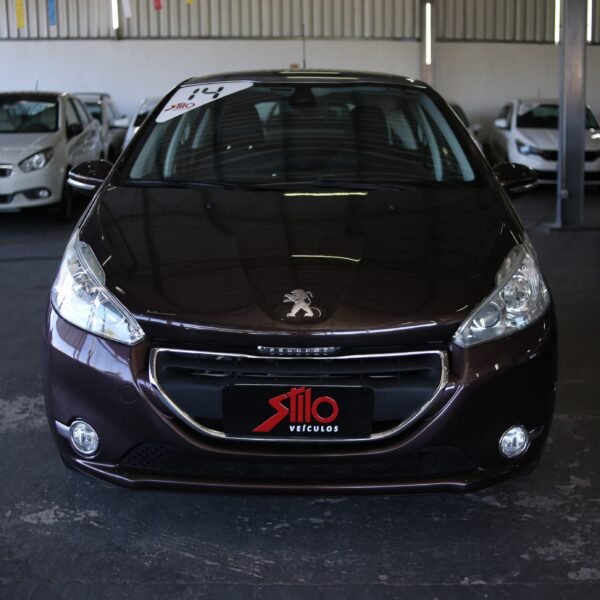 Peugeot 208 Griffe 1.6 Aut. 2014 - Imagem 2