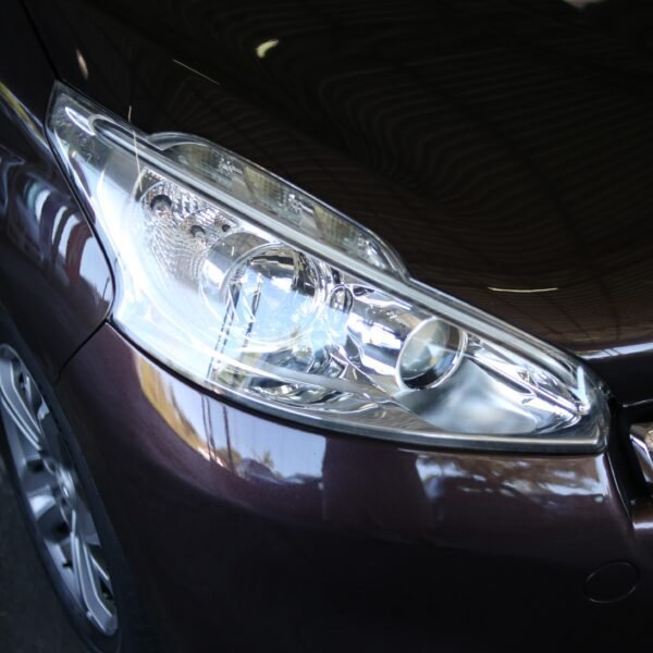 Peugeot 208 Griffe 1.6 Aut. 2014 - Imagem 4