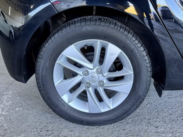 Hyundai HB20 Premium 1.6 2013 - Imagem 8