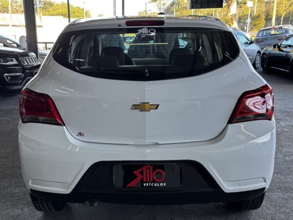 Chevrolet Onix LT 1.0 8V Mec. 2018 - Imagem 7