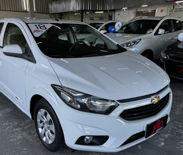 Chevrolet Onix LT 1.0 8V Mec. 2018 - Imagem 3