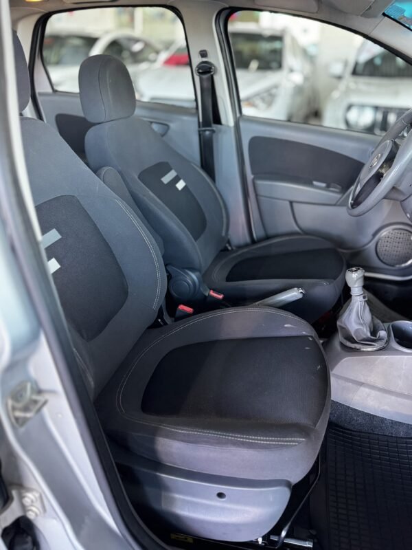Fiat Grand Siena Essence 1.6 2015 - Imagem 11