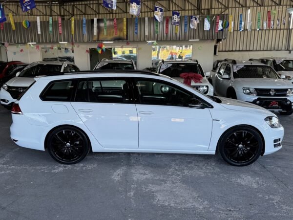 Volkswagen Golf Variant Comfortline 1.4 TSI Aut. 2016 - Imagem 5