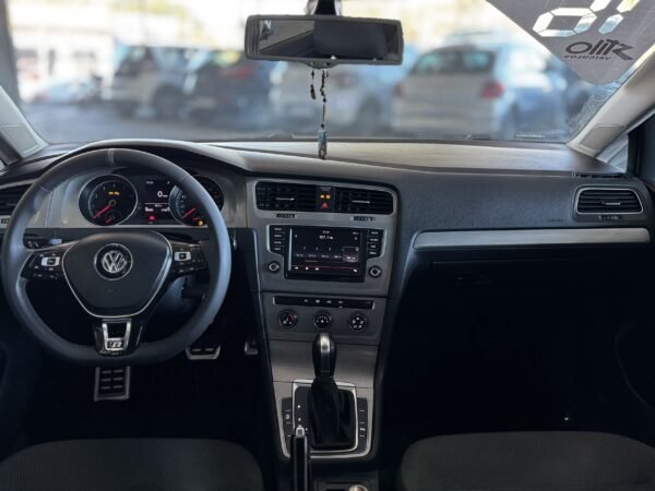 Volkswagen Golf Variant Comfortline 1.4 TSI Aut. 2016 - Imagem 13