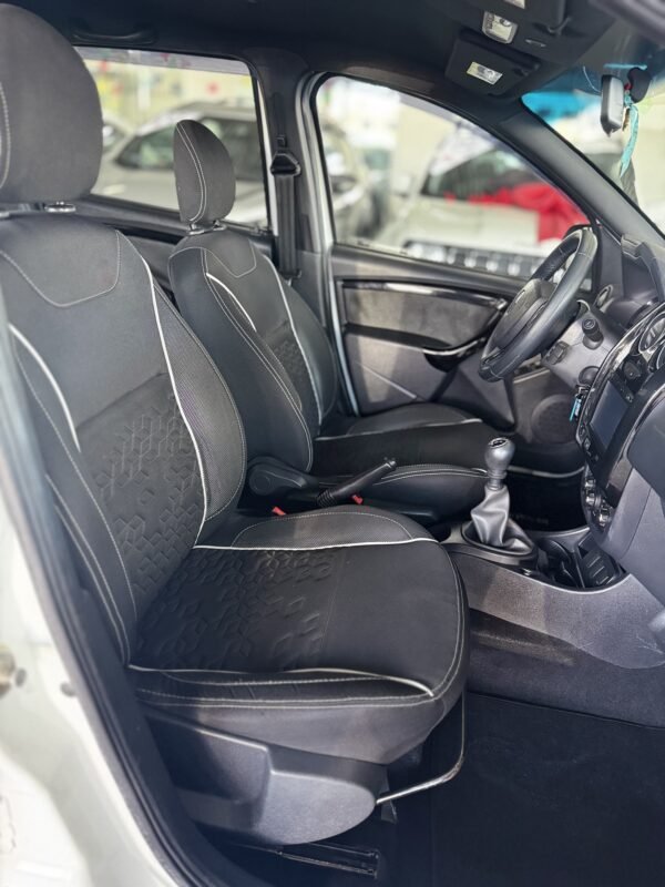 Renault Oroch Dynamique 2.0 2016 - Imagem 11