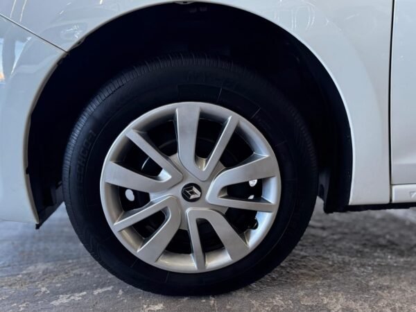 Renault Sandero Authentique 1.0 2020 - Imagem 8