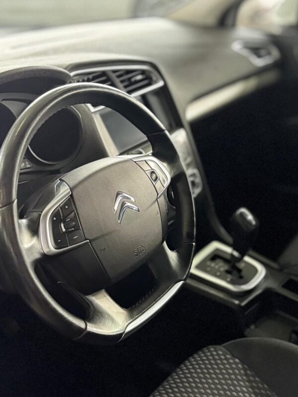 Citroen C4 Lounge Tendance 2.0 Aut. 2016 - Imagem 9