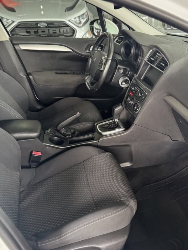 Citroen C4 Lounge Tendance 2.0 Aut. 2016 - Imagem 10