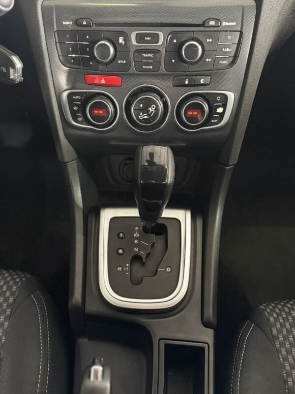 Citroen C4 Lounge Tendance 2.0 Aut. 2016 - Imagem 17