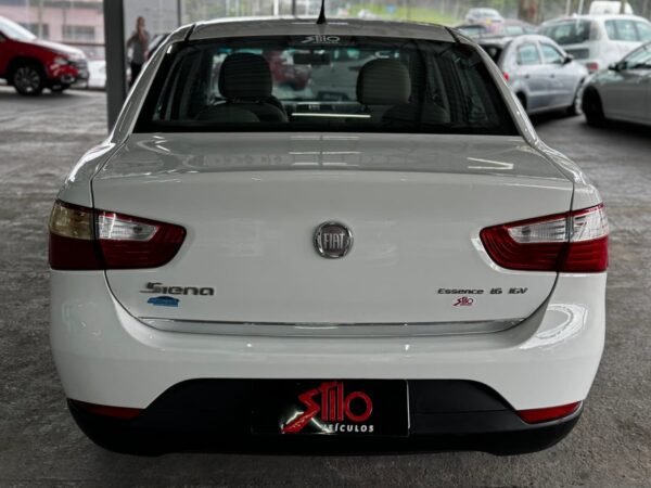 Fiat Grand Siena Essence 1.6 2015 - Imagem 7