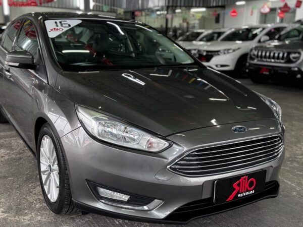 Ford Focus Sedan Titanium Plus 2.0 2016 - Imagem 3