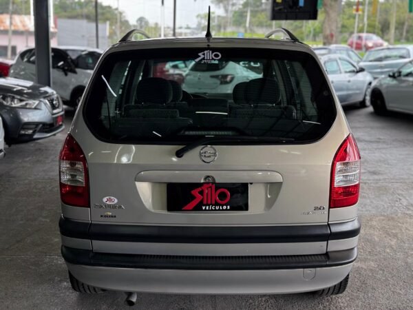 Chevrolet Zafira Elegance 2.0 2005 - Imagem 6