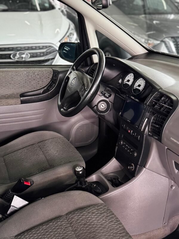 Chevrolet Zafira Elegance 2.0 2005 - Imagem 9