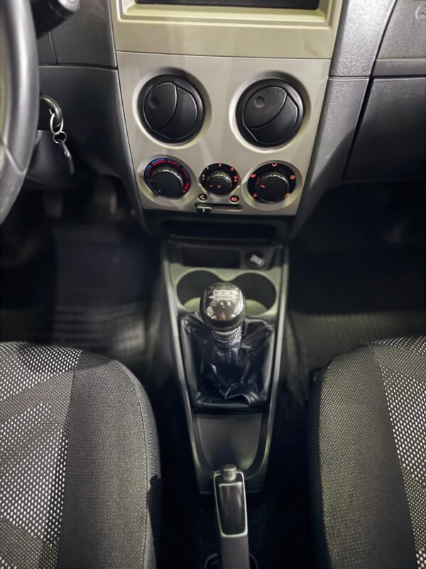 Fiat Palio Fire 1.0 2015 - Imagem 16