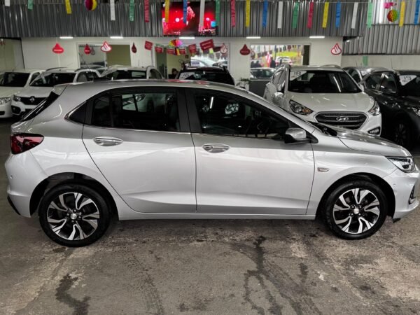 Chevrolet Onix Premier 1.0 2023 - Imagem 5