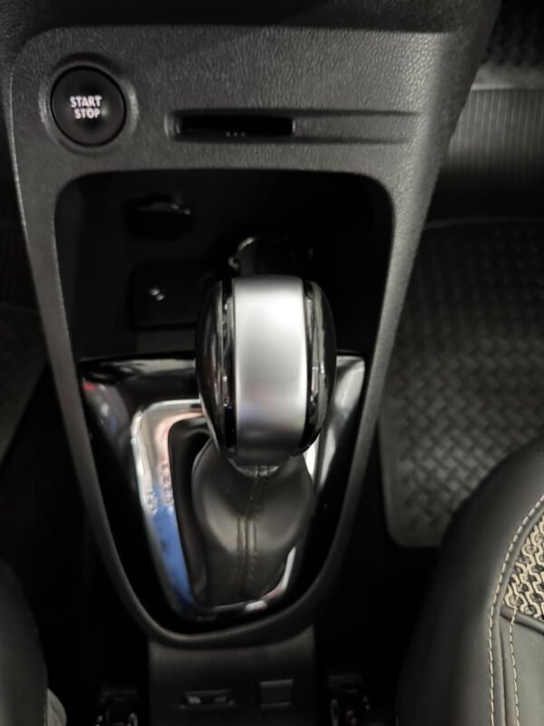 Renault Captur Intense 1.6 2019 - Imagem 17