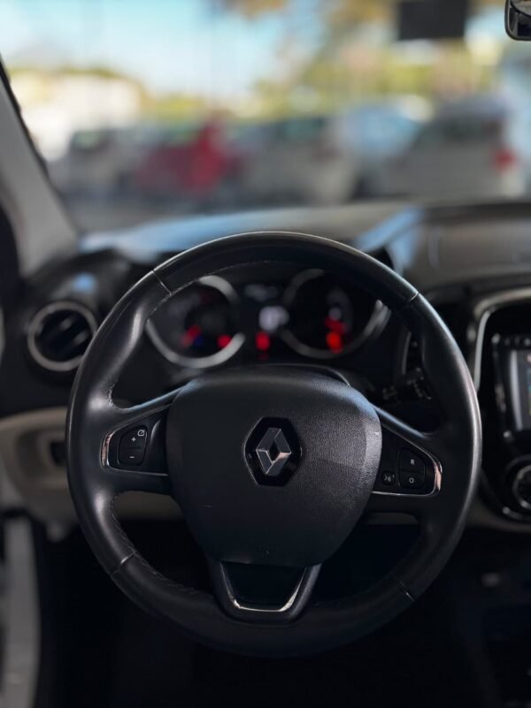 Renault Captur Intense 1.6 2019 - Imagem 15