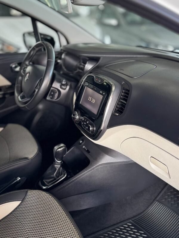 Renault Captur Intense 1.6 2019 - Imagem 10