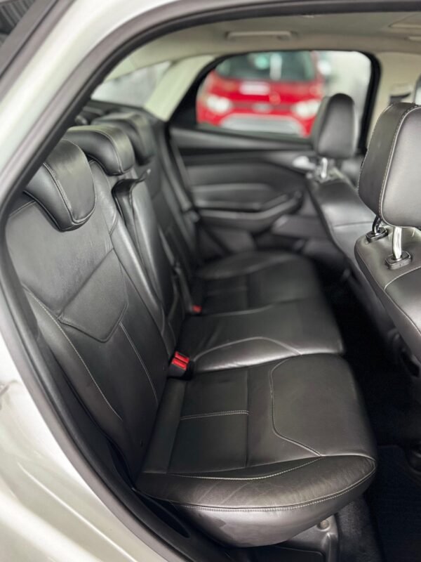 Ford Focus Sedan Titanium 2.0 2016 - Imagem 12