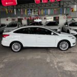 Ford Focus Sedan Titanium 2.0 2016