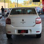 Renault Logan Expression 1.6 2015