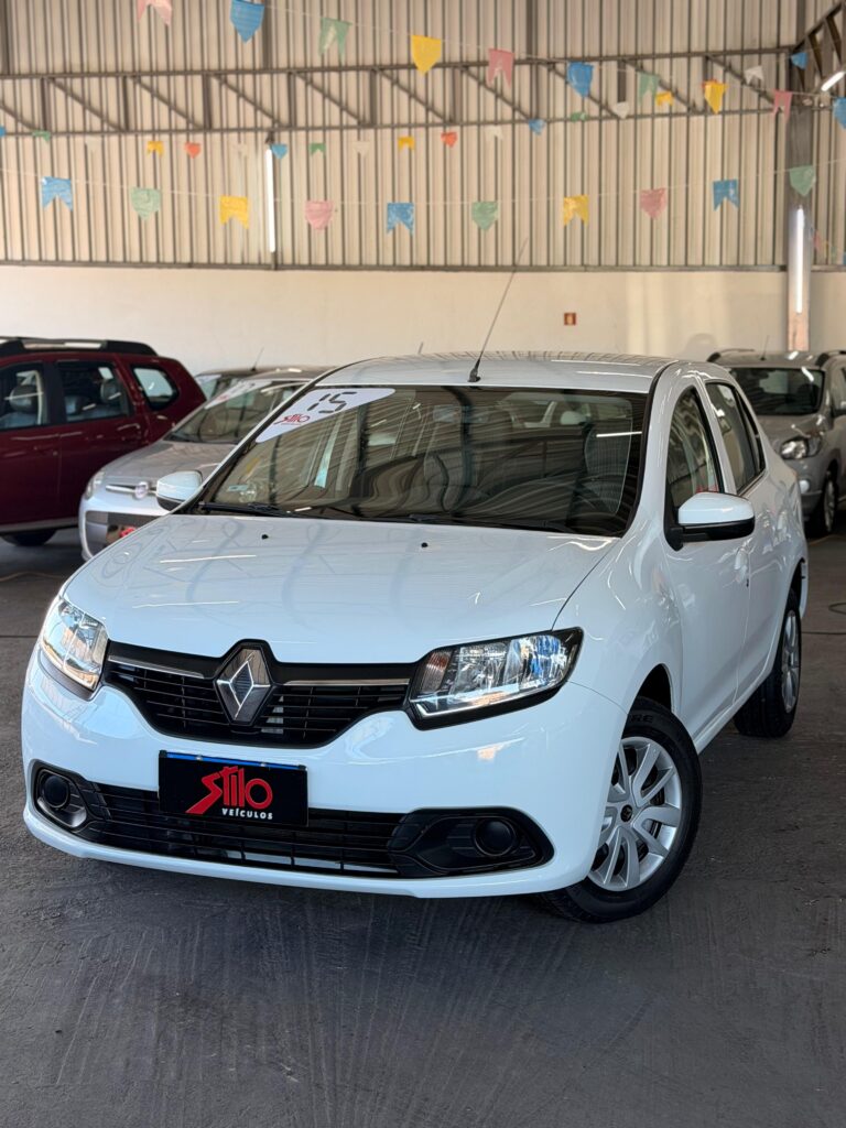 Renault Logan Expression 1.6 2015