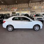 Renault Logan Expression 1.6 2015
