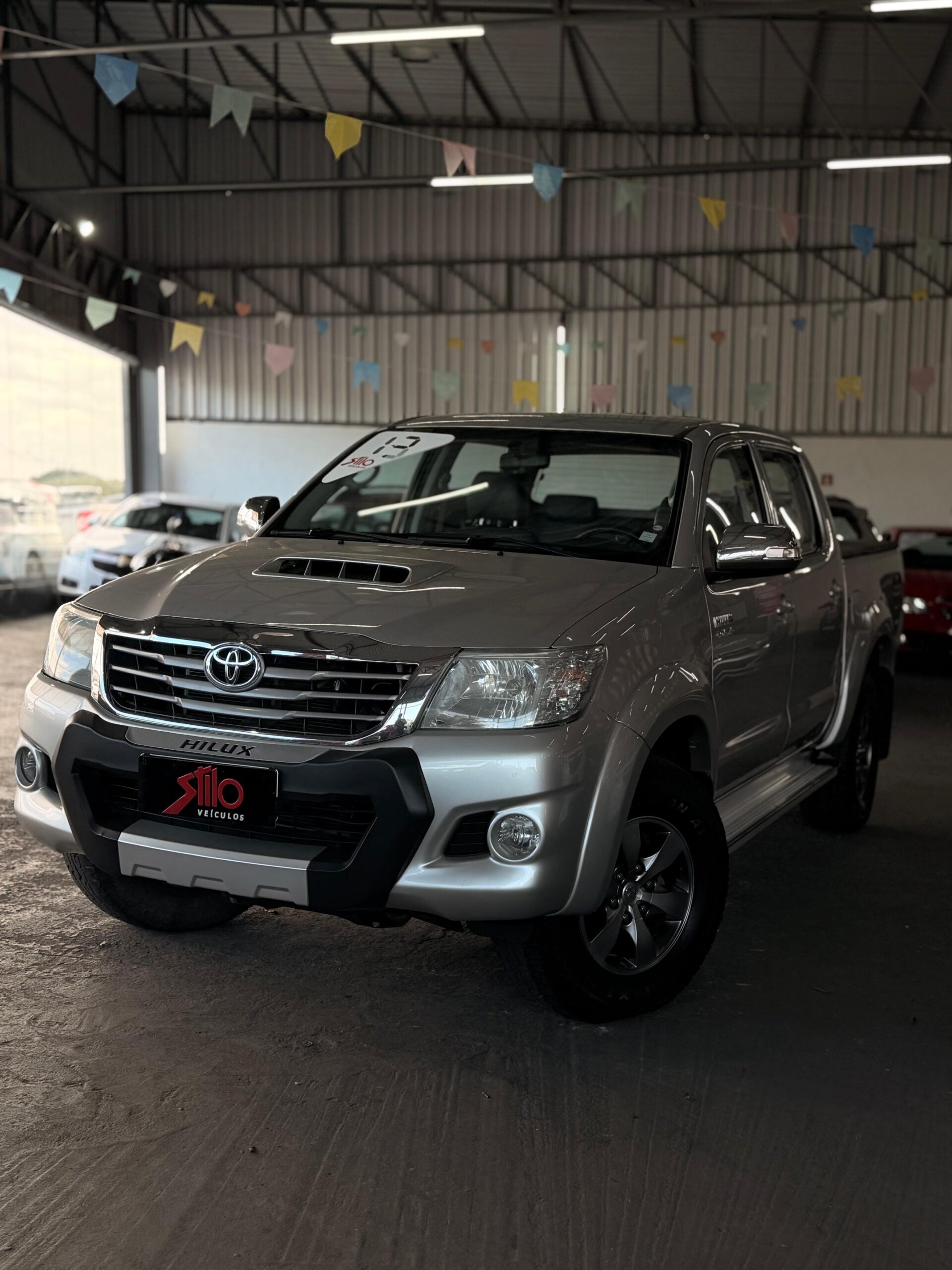 Toyota Hilux CD SRV 4×4 3.0 TDI Diesel Aut. 2013