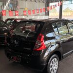 Renault Sandero Expression 1.0 2011